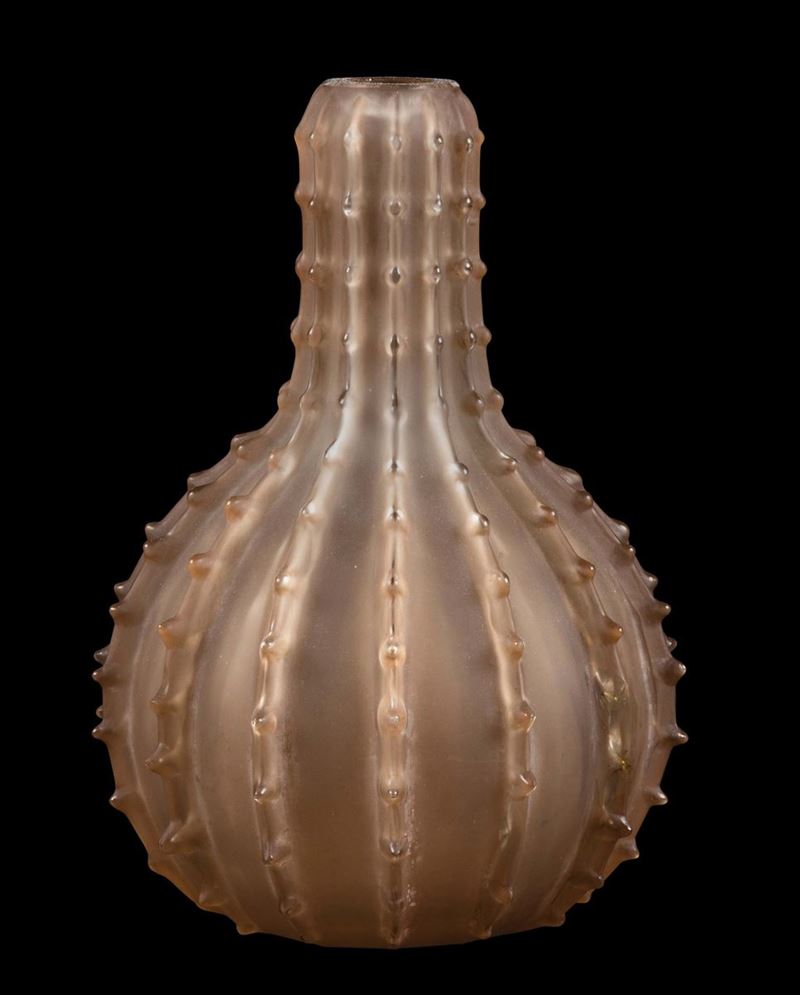 René Lalique (1860-1945), Francia Vaso “Dentelé”, modello creato nel 1913  - Asta Arti Decorative del XX secolo - Cambi Casa d'Aste
