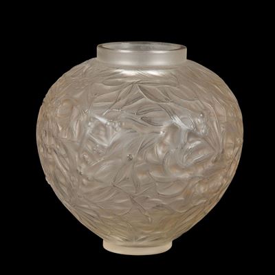 René Lalique (1860-1945), Franciavaso “gui”, Modello Creato nel 1920