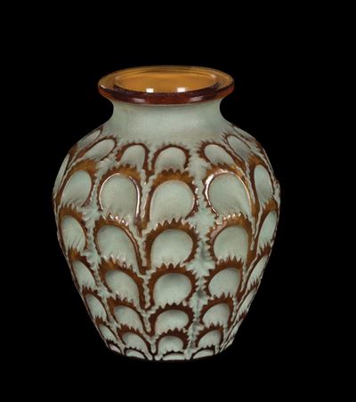 René Lalique (1860-1945), Franciavaso “laiterons”, Modello Creato nel 1931