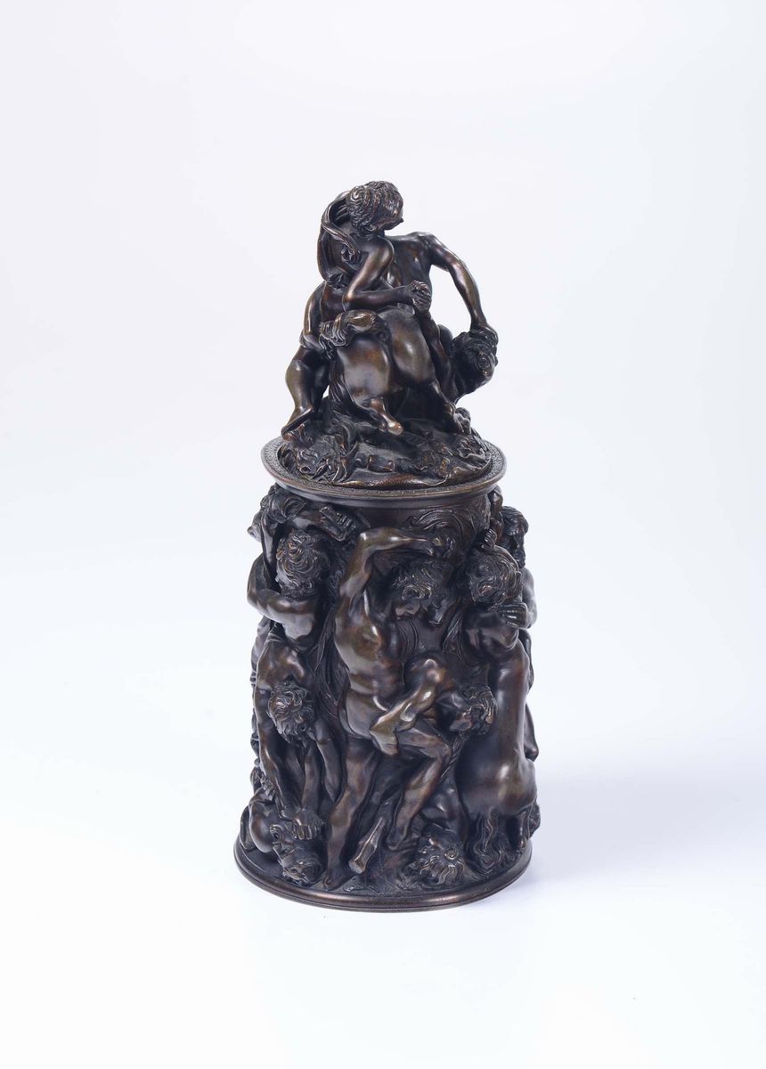 Vaso con Coperchio in Bronzo con Figure e Cavalli a Rilievo, Francia XIX Secolo
