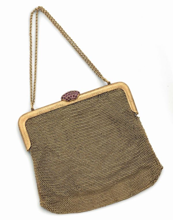 Evening purse in yellow gold mesh with Burmese rubies