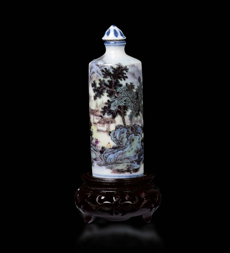 A polychrome enamelled porcelain snuff bottle with river landscape, China, Qing Dynasty, 19th century  - Auction Fine Chinese Works of Art - Cambi Casa d'Aste