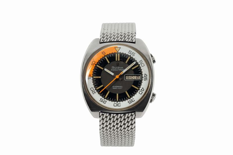 BULOVA, Accutron, SNORKEL, 666 feet, stainless steel electronic wristwatch with day-date and an original Bulova bracelet with deployant clasp. Made circa 1970  - Auction Watches and Pocket Watches - Cambi Casa d'Aste