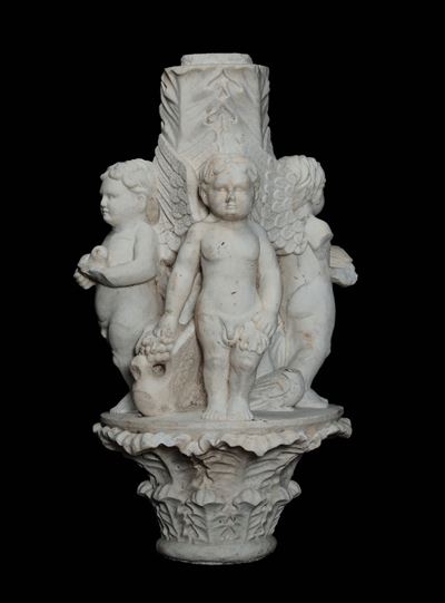 Elemento di Fontana in Marmo con Cherubini, XIX Secolo