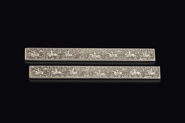 Ferma scroll in argento con scene di caccia, Cina, Dinastia Qing, XIX secolo