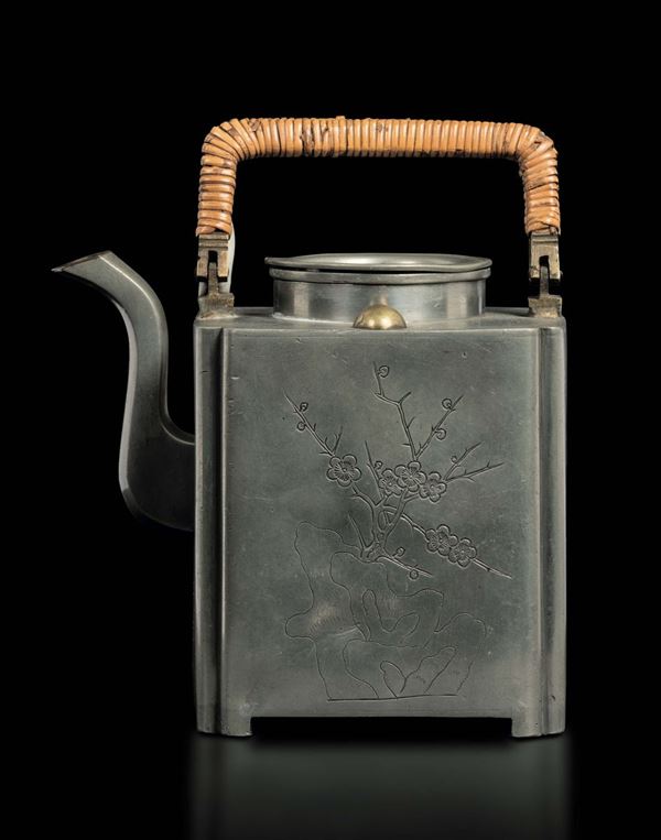 A pewter teapot with flowers, China, Qing Dynasty, 19th century