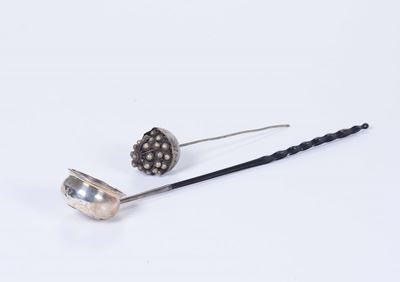 Lotto di Due Oggetti in Argento