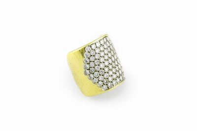 Anello a Fascia con Pavé di Diamanti