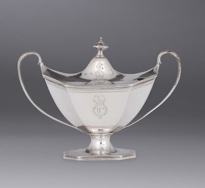 Salsiera in Argento con Coperchio, Londra Epoca Giorgio III