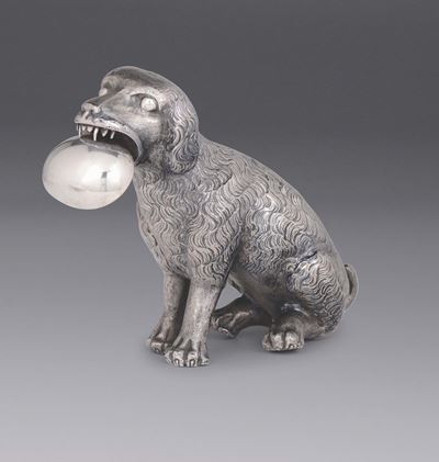Figura di Cane in Argento Fuso e Cesellato, Italia (probabilmente Napoli) XIX Secolo