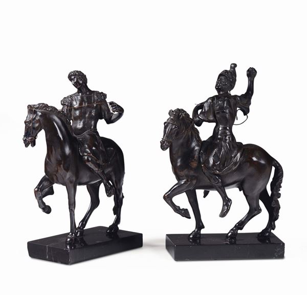 Coppia di sculture raffiguranti figure equestri, bronzista veneto del XVIII-XIX secolo