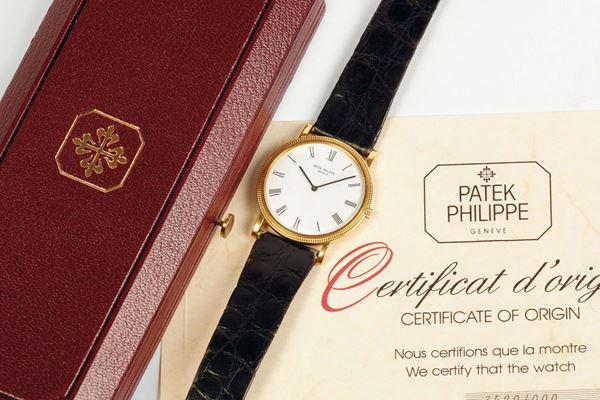 PATEK PHILIPPE, Geneve, REF. 3520, YELLOW GOLD,  movement No. 1367581. Production of this reference started in 1965. Sold in 1984. Fine and elegant, thin, 18K yellow gold wristwatch with an 18K yellow gold Patek Philippe buckle. Accompanied by the original box and Certificate of Origin.