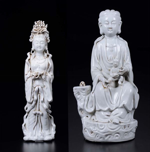 Due figure di Guanyin in porcellana bianca, Cina, Dinastia Qing, XIX secolo