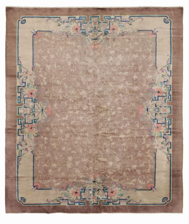 A chinese rug, first half of the 20th century  - Auction Fine Carpets - Cambi Casa d'Aste
