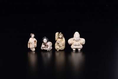 Quattro Netsuke con Personaggi, Giappone, Inizio XX Secolo