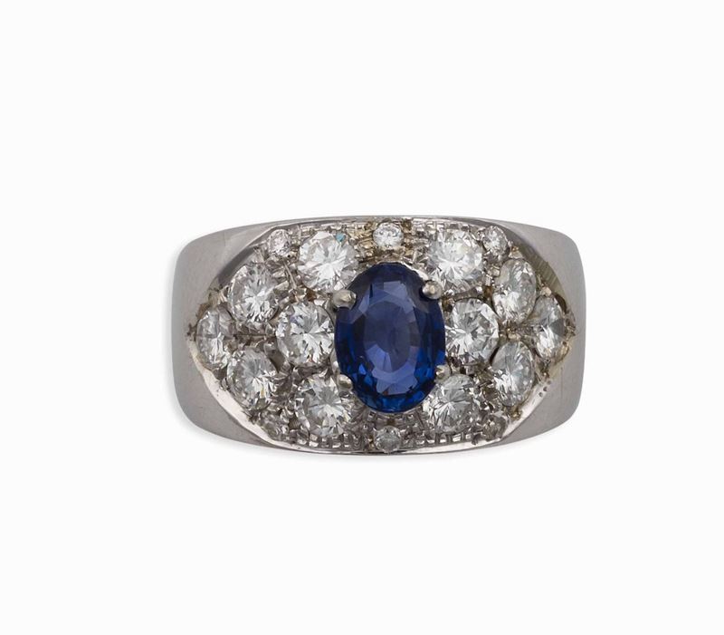 Anello con zaffiro Sri Lanka di ct 1,52 e pavé di diamanti  - Asta Vintage, Gioielli e Bijoux - Cambi Casa d'Aste