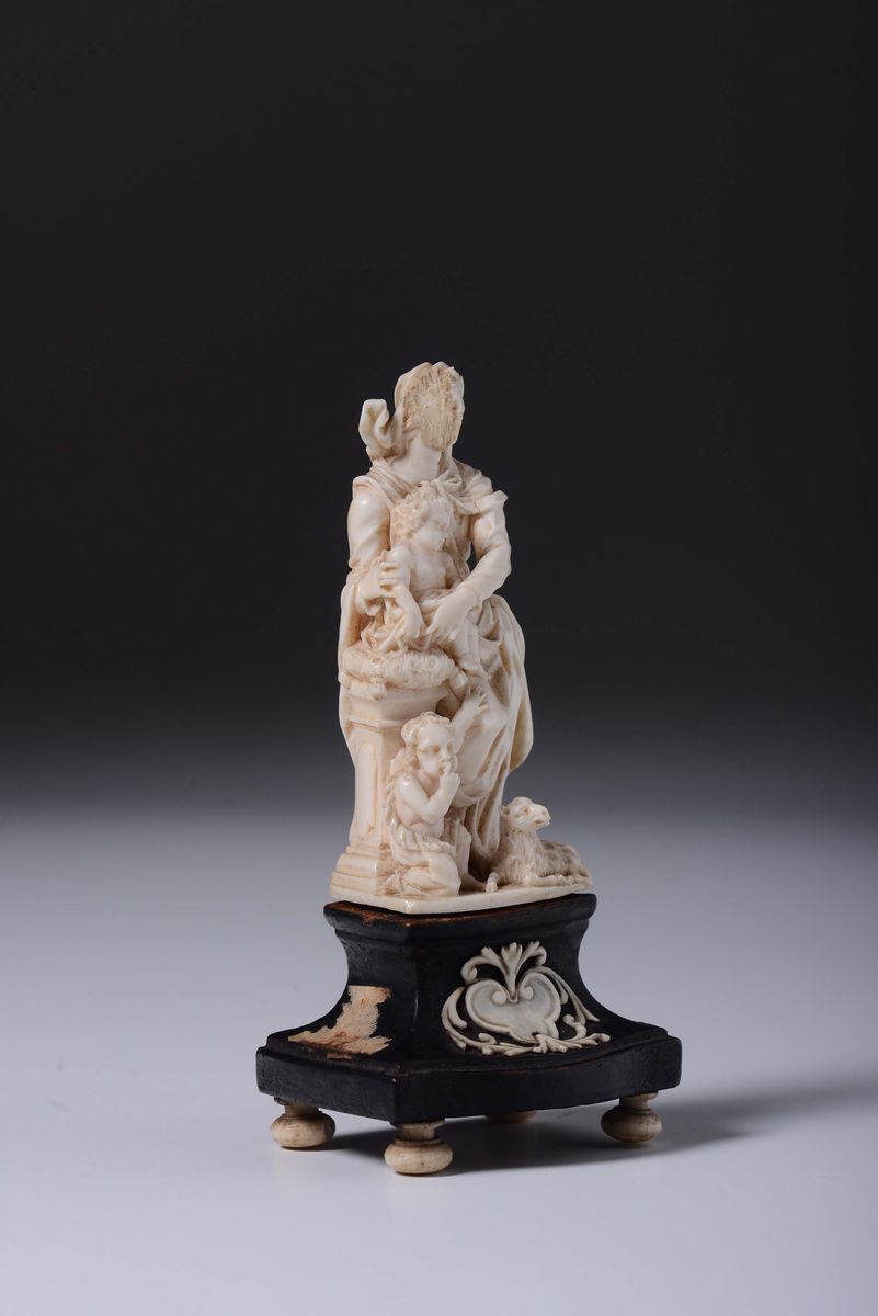 Figura in Avorio Raffigurante Madonna con Bambino, Germania XVIII Secolo