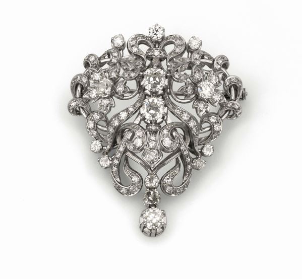 Old-cut diamond brooch/pendant set in white gold