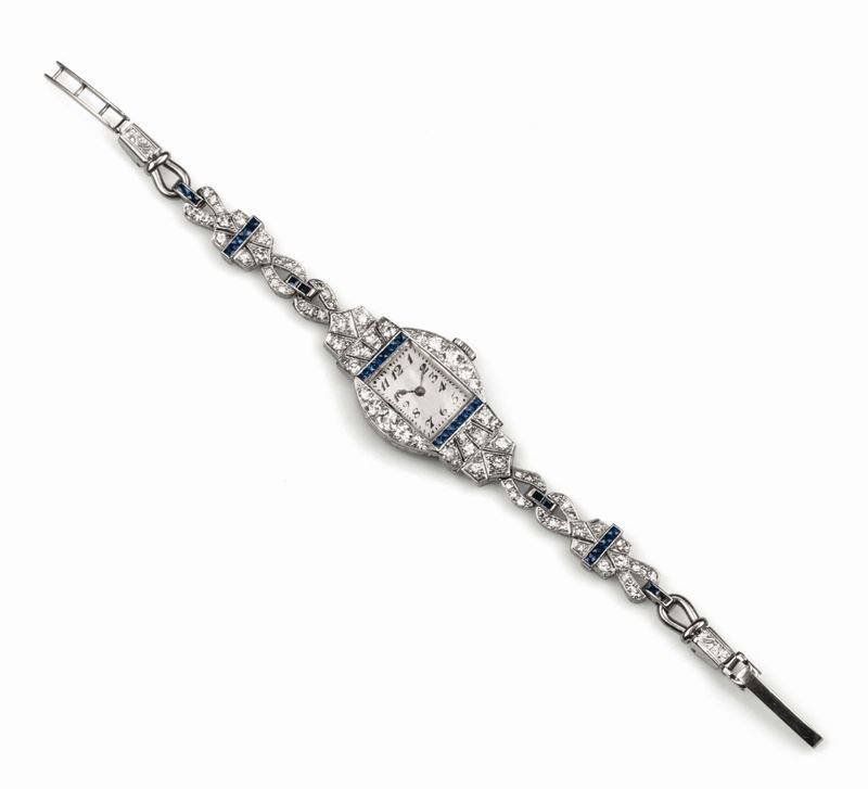 Lady's wristwatch with diamond mounted in platinum. On the watch case there is the engraving Van Cleef  - Auction Fine Jewels - Cambi Casa d'Aste