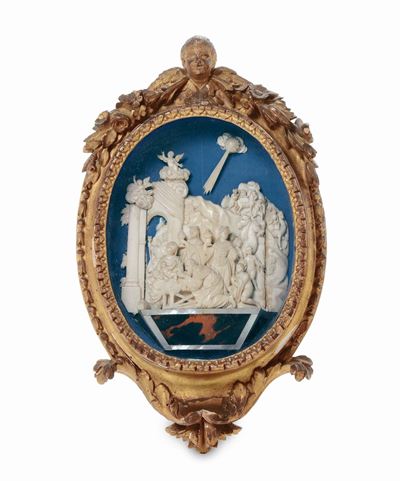 Adorazione dei Magi. Avorio Scolpito, Tartaruga e Cornice in Legno Intagliato e Dorato, Maestranz...