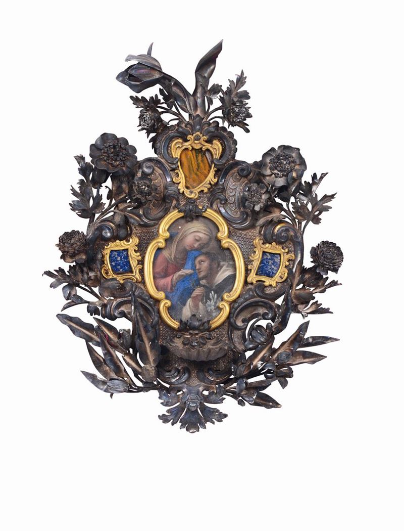 An important holy water font in embossed and chiselled silver, gilded copper, Sicilian jasper and lapis lazuli. At the center, a painting on silver pane depicting the Lady of the Rosary and Saint Anthony, Kingdom of the Two Sicilies 18th century  - Auction Collectors' Silvers - Cambi Casa d'Aste