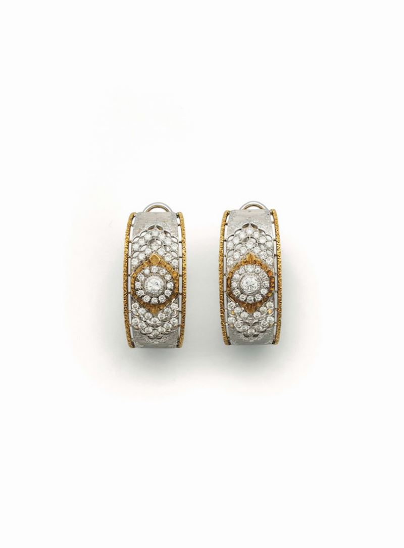 Pair of diamond earrings set in white and yellow gold, Mario Buccellati  - Auction Fine Jewels - Cambi Casa d'Aste