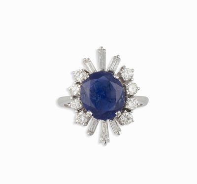 Anello con Zaffiro e Diamanti Taglio Tepper e Rotondo a Contorno