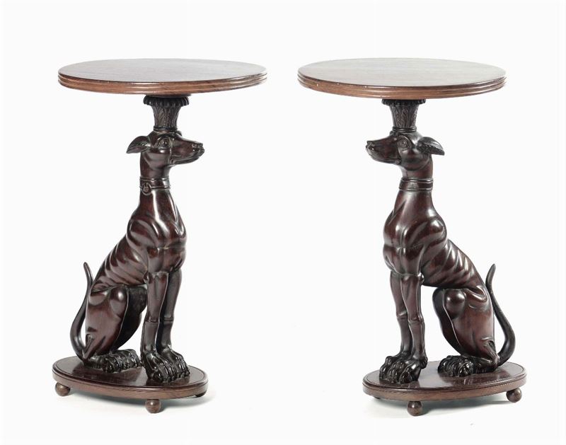 Coppia di tavolini in legno intagliato con levrieri, XIX secolo  - Asta Antiquariato - II - Cambi Casa d'Aste