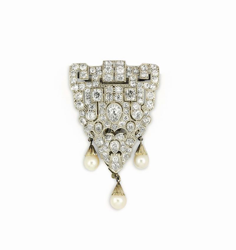 Platinum and diamond clip. Pearls are not pertinent  - Auction Fine Jewels - Cambi Casa d'Aste