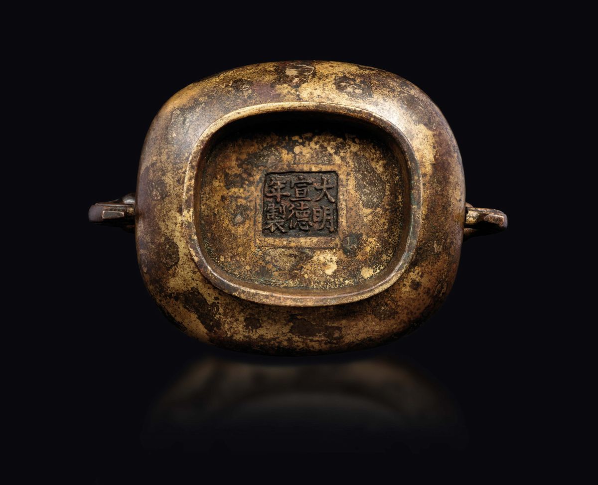 Incensiere in Bronzo con Tracce di Doratura con Manici, Cina, Dinastia Ming, XVII Secolo