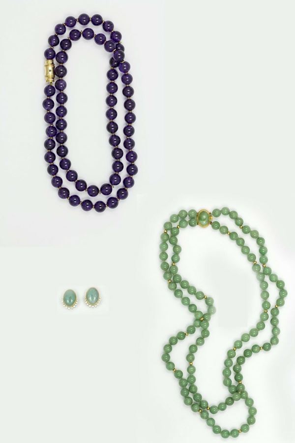 Lot comprising of an aventurine quartz necklace, an amethyst necklace and a pair of diamond earrings
