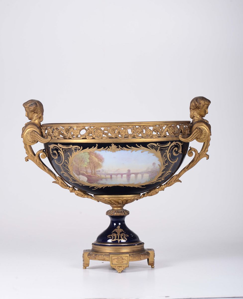 Coppa in Porcellana Policroma, Sevres XIX Secolo