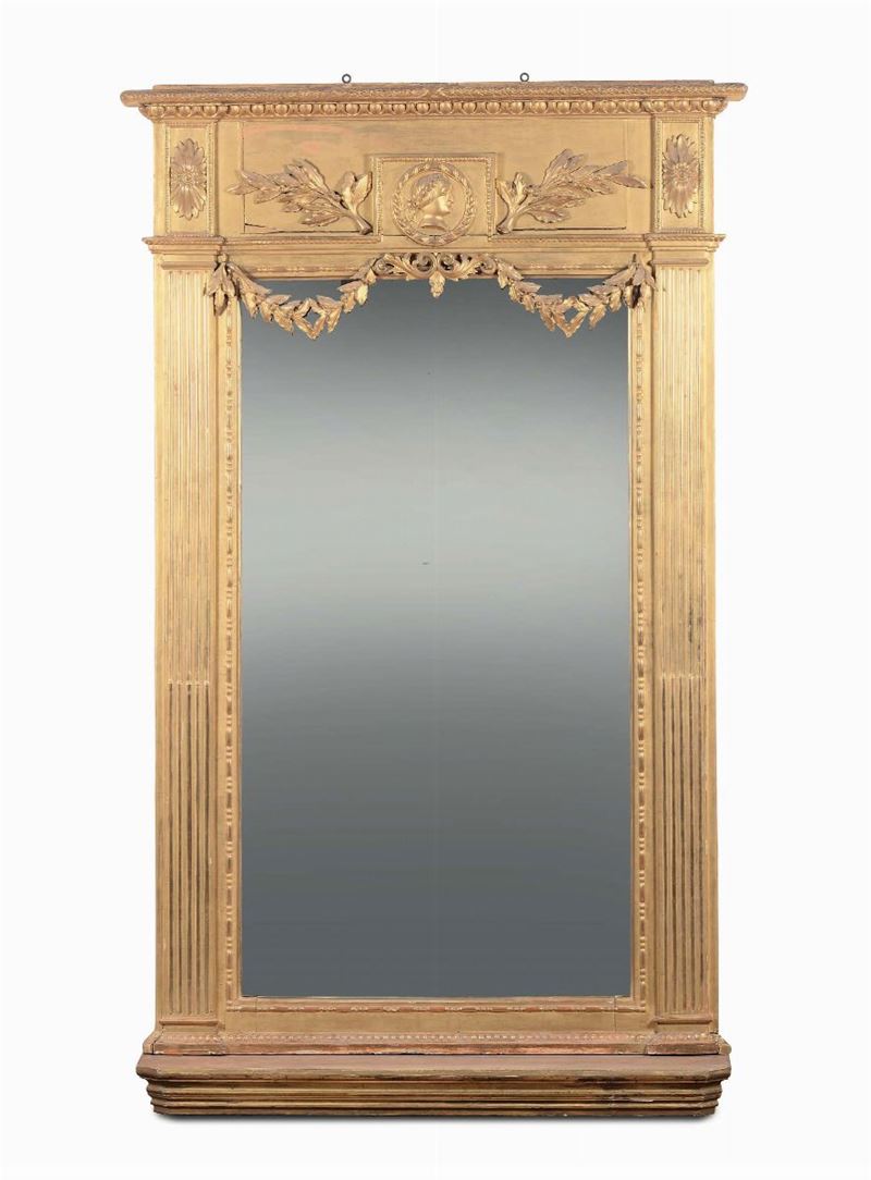 Caminiera in legno intagliato e dorato, XIX secolo  - Asta Antiquariato - II - Cambi Casa d'Aste