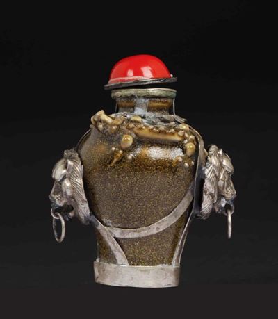 Snuff Bottle con Montatura in Metallo, Cina, XX Secolo