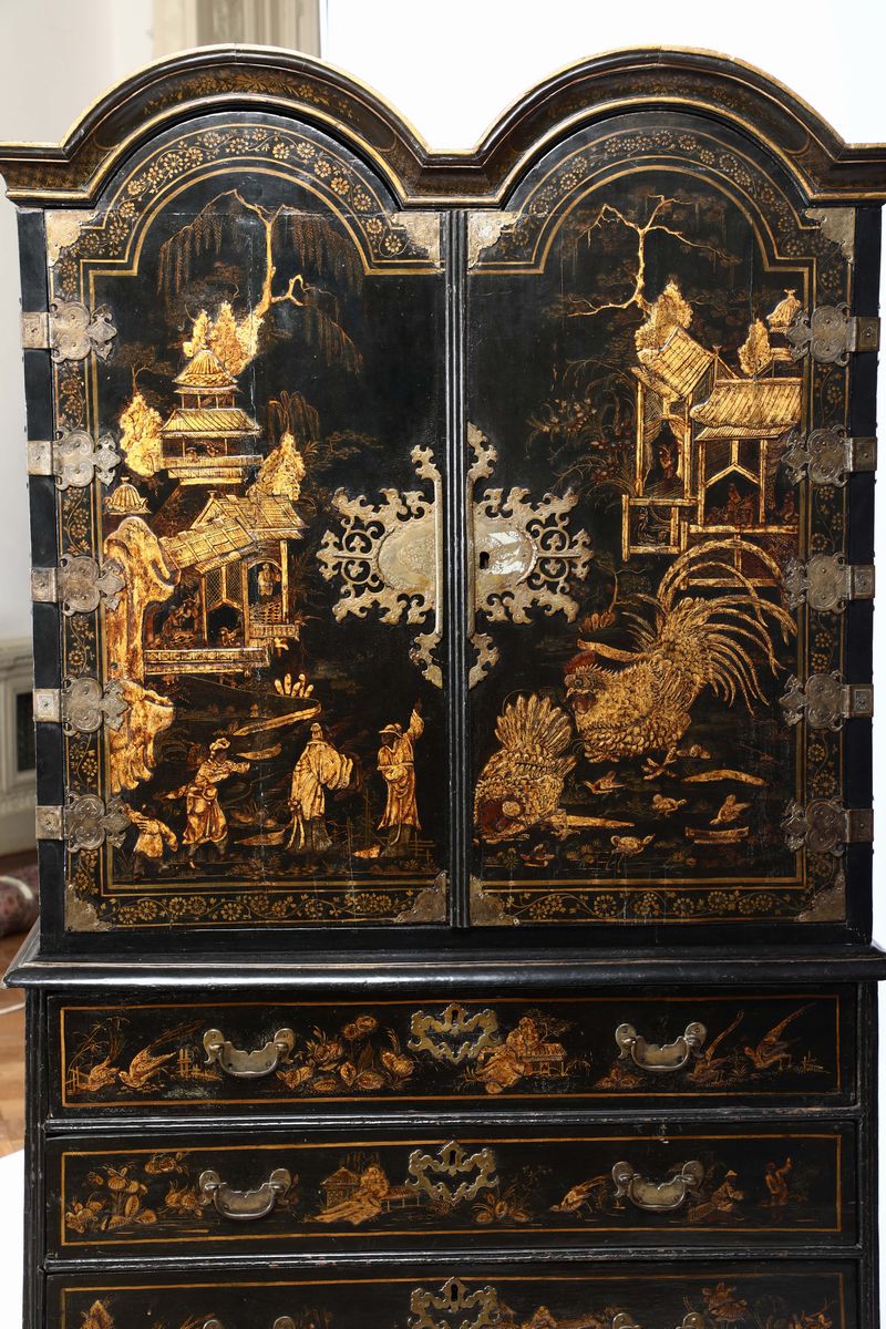 Bureau Cabinet in Legno Ebanizzato ed Interamente Laccato a Chinoiseries, Inghilterra, XVIII Seco...