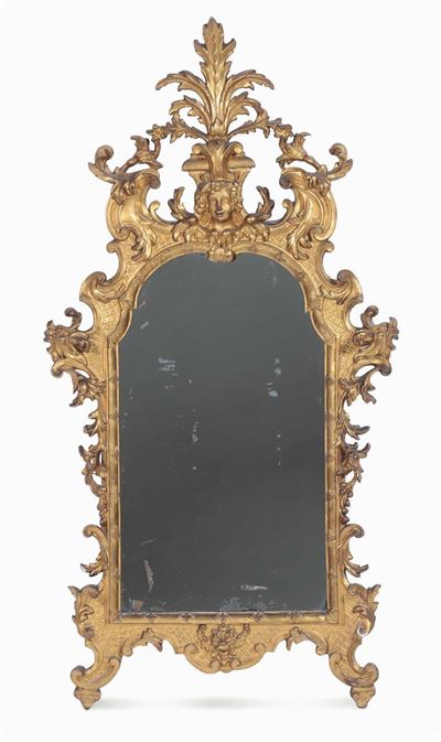 Specchiera in Legno Intagliato ed Interamente Dorato, XVIII-XIX Secolo