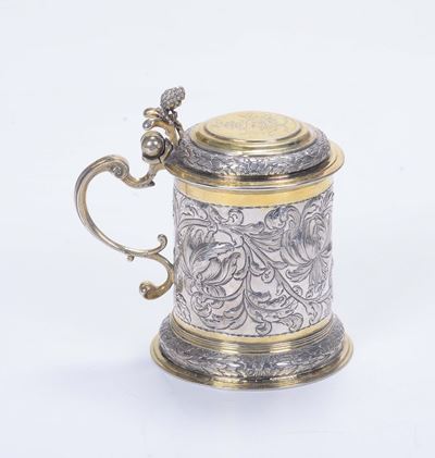 Boccale in Argento Sbalzato, Dorato e Cesellato, Germania (ausburg?) XVII-XVIII Secolo