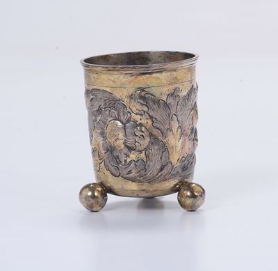 Bicchiere in Argento Sbalzato, Inciso e Dorato, Germania XVII Secolo, Markdorf (?), Argentiere Wd...
