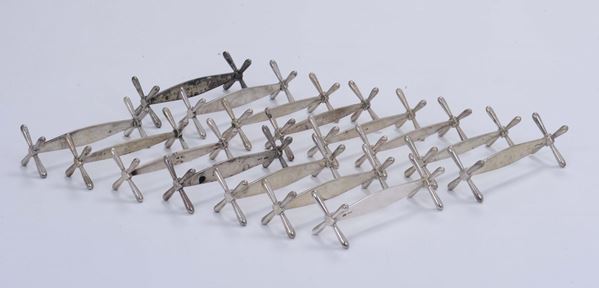 A set of eighteen silver cutlery trays, Italy and Germany 20th century