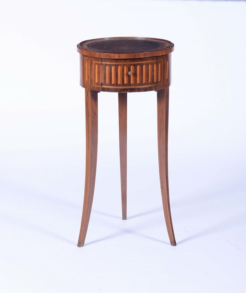Tavolino da appoggio lastronato ed intarsiato, XIX secolo  - Asta Antiquariato - Cambi Casa d'Aste
