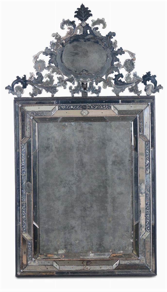 Specchiera interamente rivestita in vetro di Murano, Venezia inizi XVIII secolo  - Auction Fine art - II - Cambi Casa d'Aste