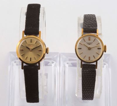 Coppia di Orologi Longines, da Donna, in Oro Giallo 18k, a Carica Manuale. Realizzati Circa nel 1...