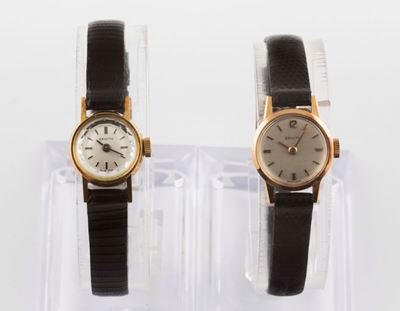 Coppia di Orologi Zenith, da Donna, in Oro Giallo 18k, a Carica Manuale. Realizzati Circa nel 196...
