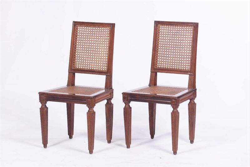 Coppia di sedie Luigi XVI in noce, XIX secolo  - Auction Antique Online Auction - Cambi Casa d'Aste