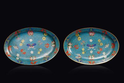 Due Vassoi a Smalti Cloisonné a Decoro Floreale, Cina, Dinastia Qing, Epoca Jiaqing (1796-1820)