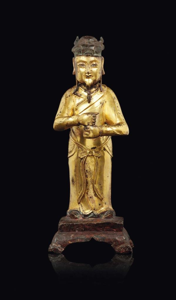Figura di dignitario eretto in bronzo dorato, Cina, Dinastia Ming, XVII secolo