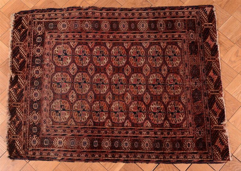Tappeto turkmeno fine XIX secolo  - Asta Tappeti Antichi - Cambi Casa d'Aste