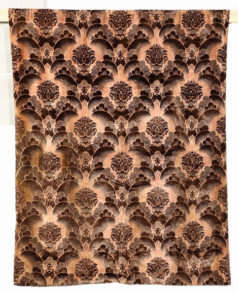 Portiera in velluto intagliato 1930 circa  - Asta Antiquariato - II - Cambi Casa d'Aste