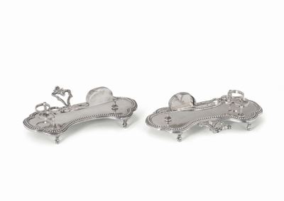 Coppia di Spegni Moccolo in Argento Sbalzato e Cesellato, Crema, Ultimo Quarto XVIII Secolo, Marc...
