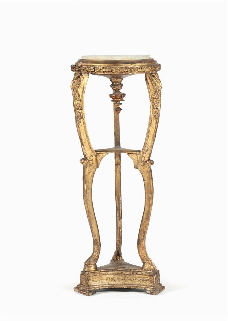 Trespolo in legno intagliato e dorato con teste di ariete, Sicilia XIX secolo  - Asta Antiquariato - II - Cambi Casa d'Aste